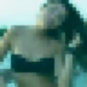 Rejoins Elena, 22 ans à Holque en privé