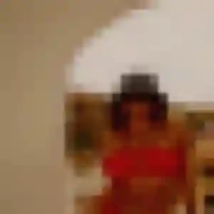 Mona de Hommarting, 29 ans - plan cul en toute liberté