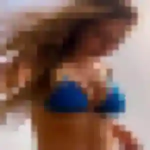 Stella, 28 ans, connectée à Hondainville pour une rencontre coquine