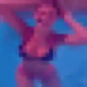 Coralie, 33 ans, en ligne à Houplin-Ancoisne pour une rencontre coquine