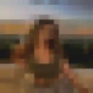 Photo exclusive de Coralie, 21 ans à Hyères - rencontre sans lendemain