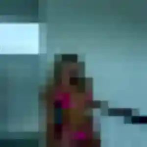 Daphne de Izeron, 32 ans - plan cul discret