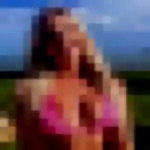 Alice, 25 ans, dispo pour plan cul à Josselin