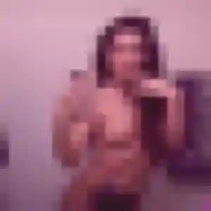 Photo de Aurelie à Juilley (23 ans) - plan cul anonyme