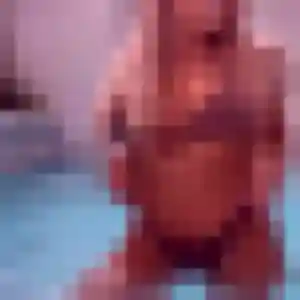 Julie, fille de 22 ans cherche plan cul à La Chapelle-de-Brain