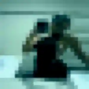 Photo sexy de Celeste, 24 ans à La Chapelle-Saint-Laud - plan discret