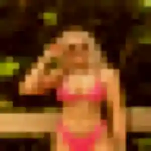 Contacte Leana, 33 ans à La Combe-de-Lancey en privé