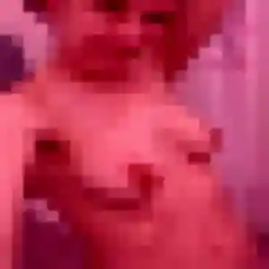 Daphne (27 ans) à La Désirade cherche un plan cul maintenant