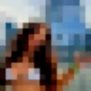 Photo privée de Assia, 20 ans à La Gravelle - rencontre coquine