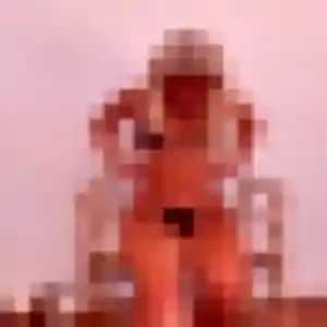 Marine, 19 ans, connectée à La Méaugon pour une rencontre coquine