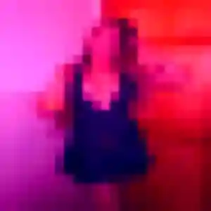 Photo privée de Sarah, 25 ans à La Ménitré - rencontre sans lendemain