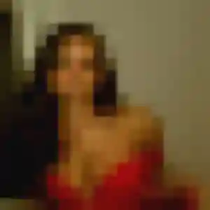 Laura, fille de 22 ans cherche plan cul à La Ravoire