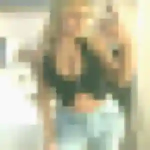 Ninon, fille de 27 ans propose plan cul à La Salle-les-Alpes