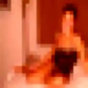 Melanie, 30 ans, dispo pour plan cul à La Tour-d'Aigues