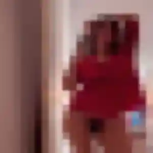 Noemie, femme de 33 ans cherche plan cul à La Valla-en-Gier