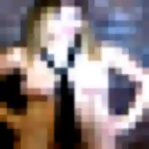 Eva, fille de 23 ans cherche plan cul à La Vallée