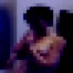 Salome, 25 ans, en ligne à Labeuvrière pour une rencontre coquine