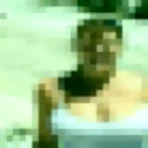 Contacte Eden, 29 ans à Lamarque en privé