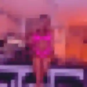 Felicite, 19 ans, en ligne à Lambres-lez-Douai pour une rencontre coquine