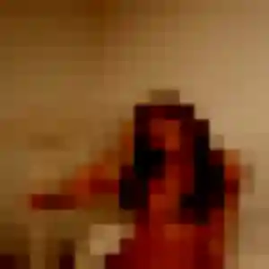 Coralie, 34 ans, en ligne à Lançon-Provence pour une rencontre coquine