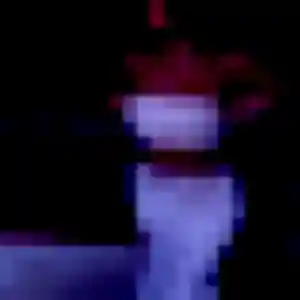 Celeste, 19 ans, connectée à Langan pour un plan cul