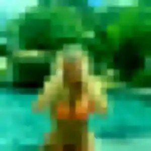 Eden (24 ans) à Laval cherche un plan cul rapidement