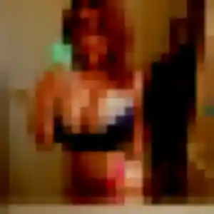 Stella, fille de 34 ans propose plan cul à Le Croisic