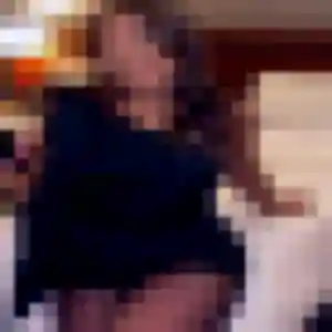 Lilou, 35 ans, disponible à Le Fresne-Camilly pour une rencontre coquine