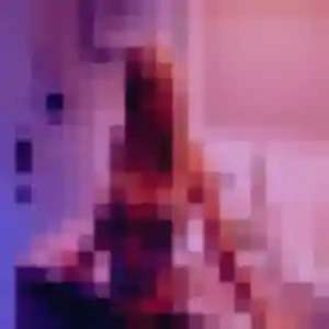 Naila, femme de 23 ans cherche plan cul à Le Genest-Saint-Isle