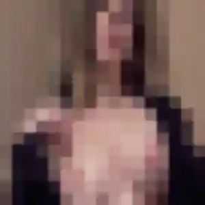 Photo de Maeva à Le Pertre (19 ans) - plan cul anonyme