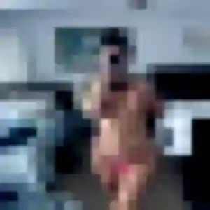 Charmante Alice, 29 ans à Le Petit-Fougeray - la contacter