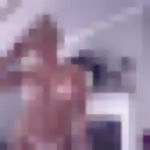 Sexy Amandine, 24 ans à Le Prêcheur - voir sa photo