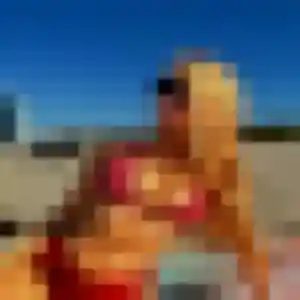 Sienna (28 ans) à Le Val-David attend une rencontre rapidement