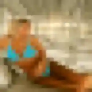 Profil de Yasmine à Le Vieil-Évreux (28 ans) - plan cul anonyme
