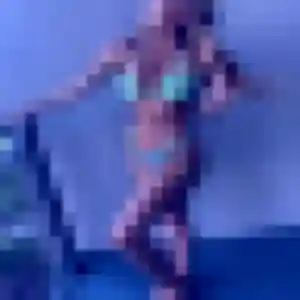 Charmante Enora, 28 ans à Les Avenières Veyrins-Thuellin - voir sa photo