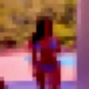 Flore, femme de 30 ans veut plan cul à Les Avenières Veyrins-Thuellin