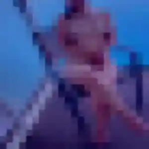 Apolline, 19 ans, connectée à Les Gets pour une rencontre coquine