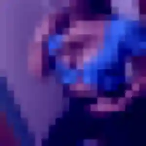 Découvre Lena, 25 ans à Les Moitiers-d'Allonne en privé