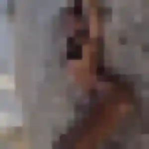 Tessa, 23 ans, en ligne à Les Moitiers-d'Allonne pour un plan cul