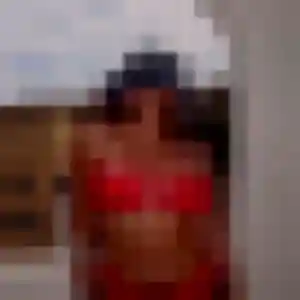 Mona de Les Pavillons-sous-Bois, 29 ans - plan cul discret