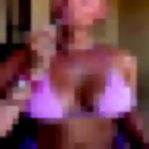 Charlotte, 30 ans, en ligne à Les Vans pour une rencontre coquine