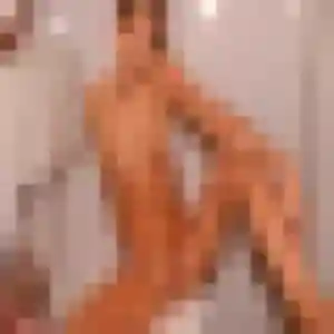 Manel, femme de 22 ans cherche plan cul à Liancourt-Saint-Pierre