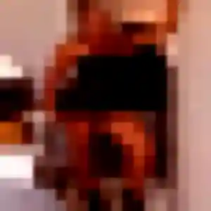 Sexy Chloe, 33 ans à Livré-sur-Changeon - voir sa photo