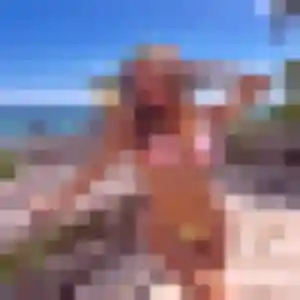 Charmante Elia, 22 ans à Livré-sur-Changeon - découvrir son profil