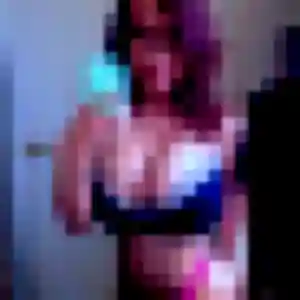 Julie, femme de 30 ans veut plan cul à Locminé