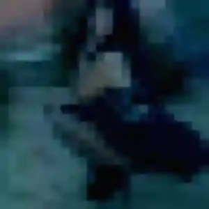 Alicia, 19 ans, connectée à Locon pour un plan cul