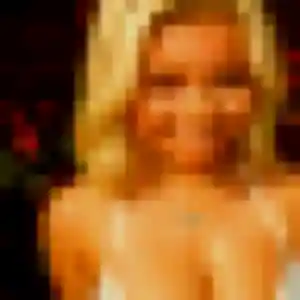 Clara, 35 ans, en ligne à Logonna-Daoulas pour une rencontre coquine