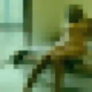 Anouk, 19 ans, en ligne à Longages pour un plan cul