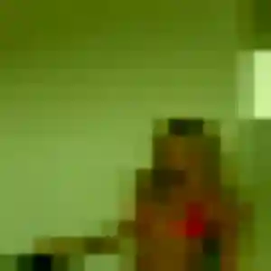 Daphne, femme de 21 ans propose plan cul à Longchaumois