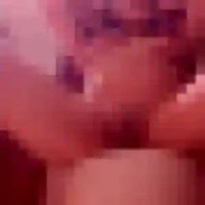 Clara, femme de 28 ans cherche plan cul à Longeville-sur-Mer